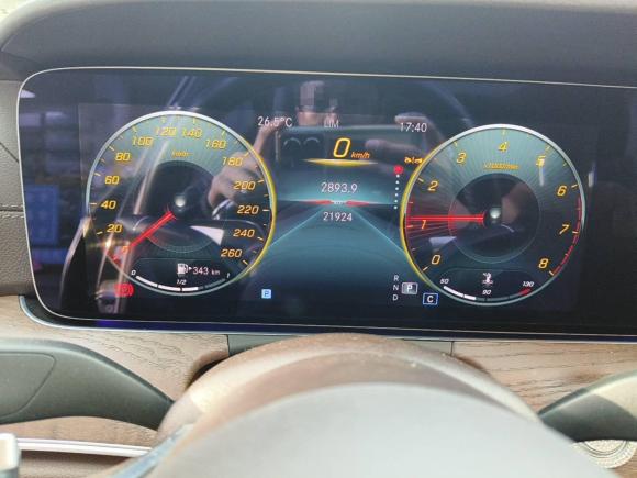 [深圳·粤S] 二手奔驰奔驰E级2023款 改款 E 260 L