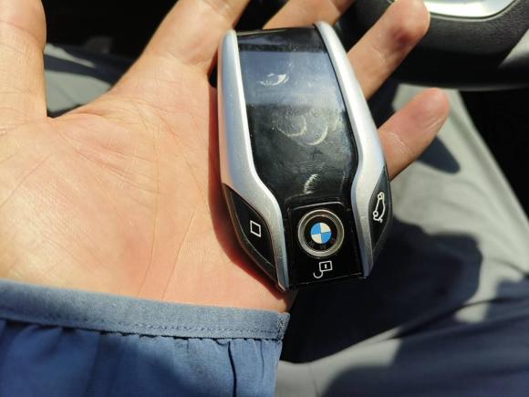 [上海·沪A] 二手宝马宝马5系新能源2019款 530Le 豪华套装