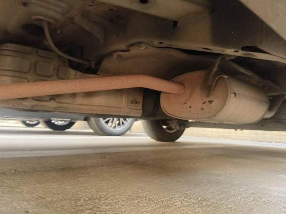 [深圳·粤B] 二手日产日产NV2002012款 1.6L 232座 豪华型