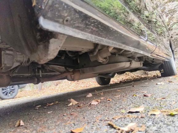 [杭州·浙A] 二手金杯阁瑞斯2018款 2.4L手动标准型长轴9座2TZS