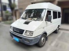 [杭州·浙A] 依维柯依维柯得意2017款 2.5T A35客车5-7座47Z5