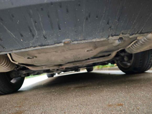 [上海·浙A] 二手奥迪奥迪A6L2010款 2.0 TFSI 自动标准型