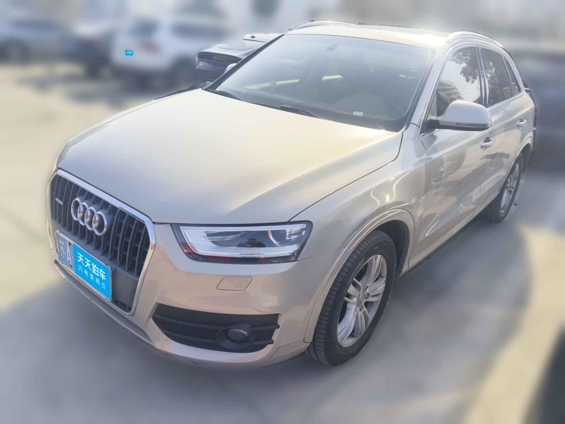 [南京·苏A] 奥迪奥迪Q32015款 35 TFSI quattro 技术型