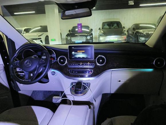 [上海·沪B] 二手奔驰奔驰V级2016款 V 260 L 尊贵加长版