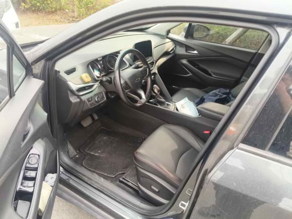 [上海·沪A] 二手雪佛兰沃兰多2019款 Redline 530T 自动纵享版（5+2款） 国VI