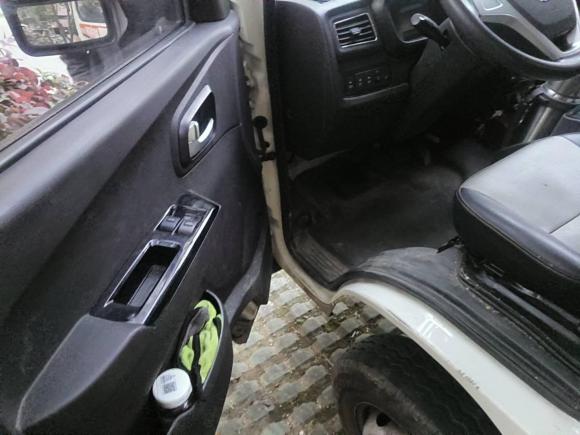 [南京·苏A] 二手福田祥菱M新能源2023款 M2长轴平板货箱