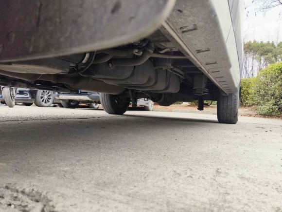 [上海·沪F] 二手上汽大通MAXUS新途V902019款 2.0T自动智达后驱单胎长轴高顶12座