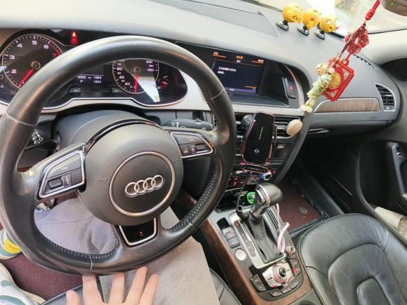 [上海·沪B] 二手奥迪奥迪A4L2015款 35 TFSI 自动技术型