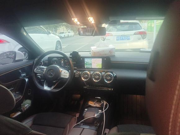 [深圳·粤B] 二手奔驰奔驰A级2020款 改款 A 200 L 运动轿车动感型