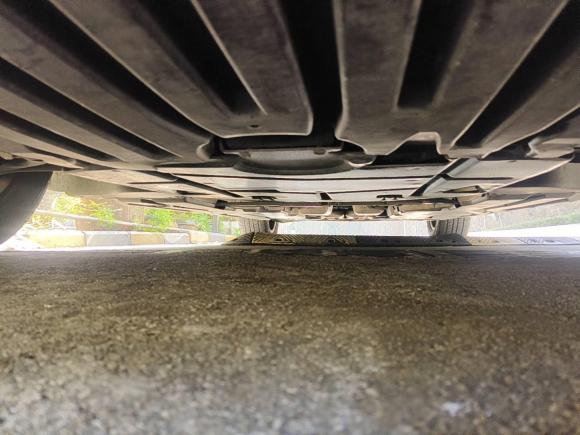 [深圳·粤B] 二手奔驰奔驰R级2017款 R 320 4MATIC 商务型臻藏版