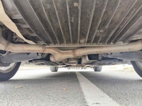 [南京·苏A] 二手奔驰奔驰C级2017款 改款 C 200 L 运动版