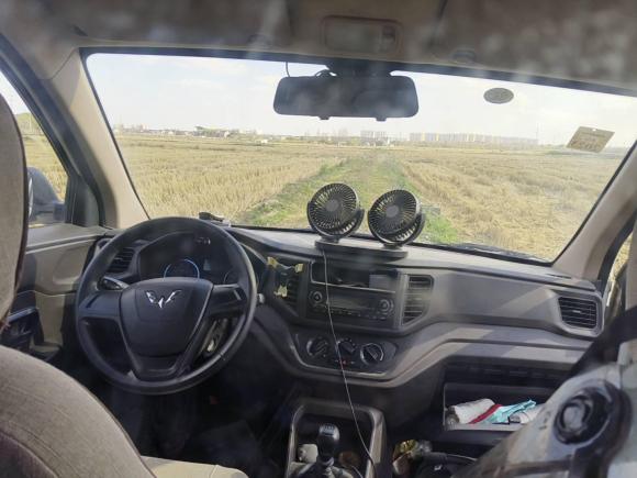 [上海·浙A] 二手五菱汽车五菱宏光V2021款 1.5L劲取版封窗车LAR