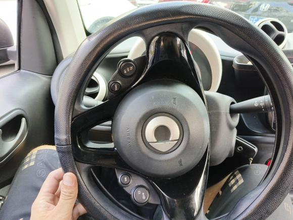 [南通·苏F] 二手smartsmart fortwo2015款 1.0L 52千瓦硬顶灵动版