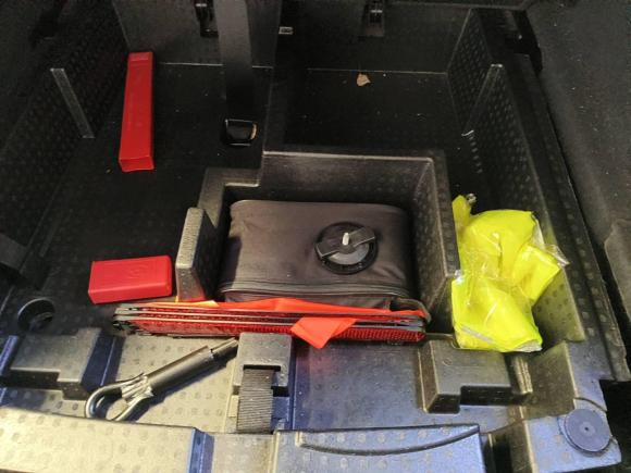 [上海·沪F] 二手凯迪拉克凯迪拉克XT52018款 25T 技术型