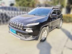 [上海·吉E] Jeep自由光2016款 2.4L 专业版