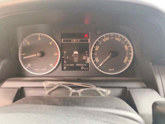 [青岛·鲁B] 二手路虎发现2012款 3.0 SDV6 HSE 柴油版