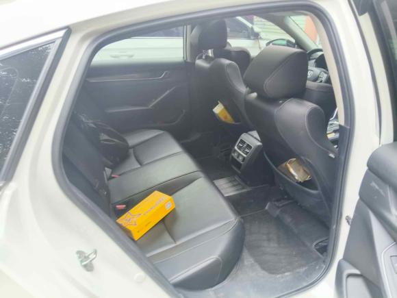 [广州·粤A] 二手本田雅阁2022款 锐·混动 2.0L 幻夜·锐智版