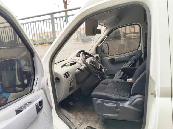 [宁波·浙B] 二手大通新途V802021款 2.0T 手动经典傲运通短轴中顶5/6座