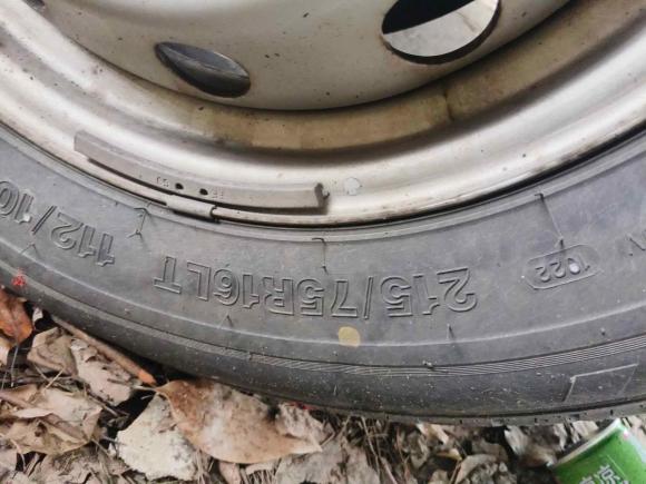 [宁波·浙B] 二手上汽大通MAXUS新途V802021款 2.0T 手动经典傲运通长轴中顶6/7/8/9座