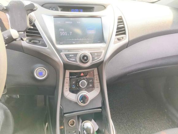 [上海·沪C] 二手现代朗动2016款 1.6L 自动尊贵型