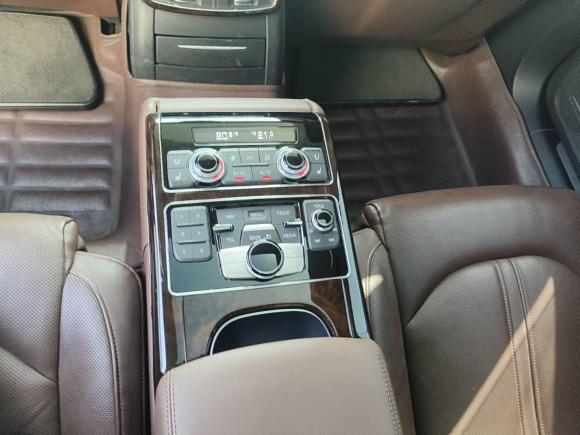 [上海·沪A] 二手奥迪奥迪A82014款 A8L 45 TFSI quattro舒适型