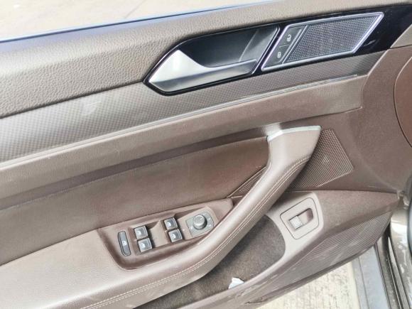 [苏州·苏E] 二手大众蔚揽2016款 380TSI 四驱拓行版