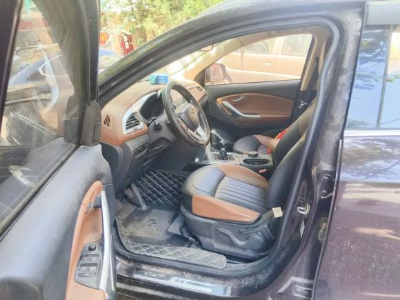 [青岛·鲁B] 二手东南东南DX72017款 1.5T 手动凯旋版