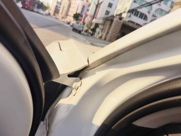 [温州·浙C] 二手奔腾奔腾B702023款 第三代 1.5T 自动悦享型70周年纪念版