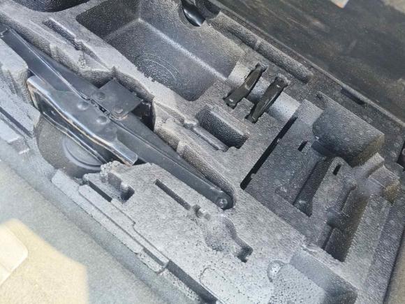 [义乌·浙G] 二手路虎揽胜运动2005款 运动版V8 4.4