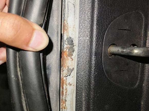 [广州·粤E] 二手Jeep自由光2017款 2.0L 优越版