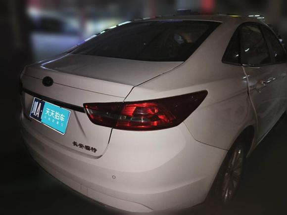 [成都·川A] 二手福特福睿斯2015款 1.5L 自动时尚型