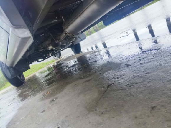 [上海·苏U] 二手金杯金杯金卡S22023款 1.6L 手动双排2.51米货厢后单轮舒享型SWJ16