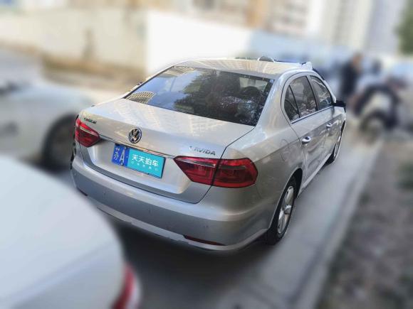 [南京·苏A] 二手大众朗逸2013款 改款经典 1.6L 自动风尚版