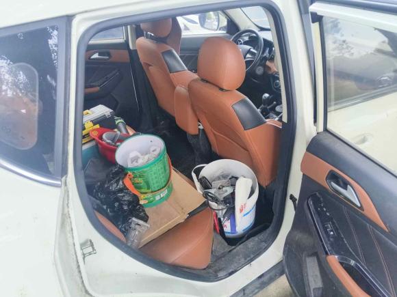 [苏州·苏U] 二手北京汽车绅宝X352016款 1.5L 手动豪华版