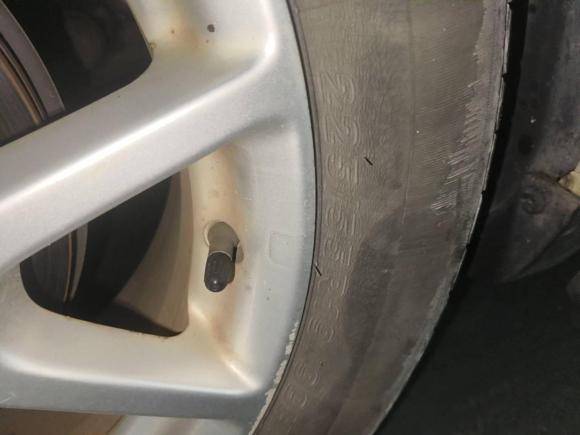 [上海·沪D] 二手道奇酷威2013款 2.4L 两驱尊尚版