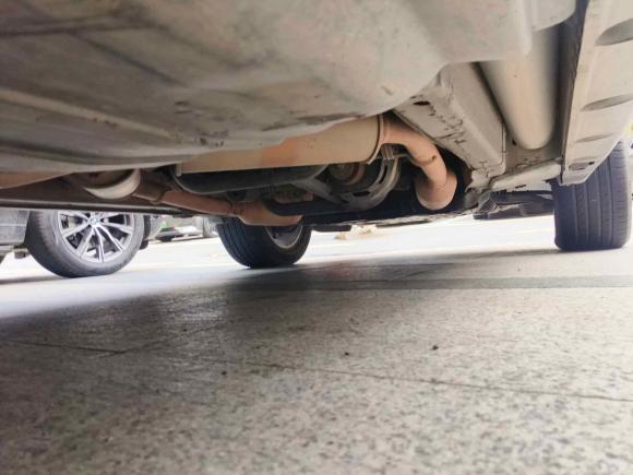 [深圳·粤B] 二手路虎揽胜2011款 5.0 NA V8 HSE