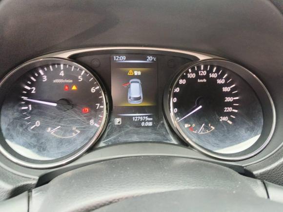 [温州·浙C] 二手日产奇骏2014款 2.0L CVT舒适版 2WD