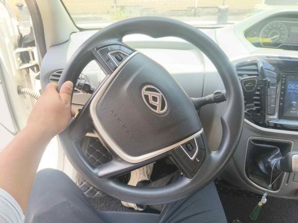 [杭州·浙F] 二手上汽大通MAXUS新途V802019款 2.5T经典款6挡手动傲运通长轴中顶7座