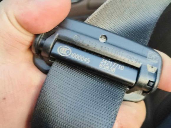 [无锡·苏B] 二手奔驰奔驰E级2020款 E 300 L 运动时尚型