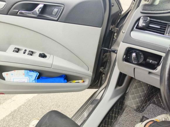 [上海·沪C] 二手斯柯达昊锐2009款 1.8TSI 自动尊雅版