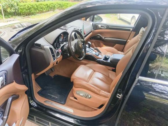 [上海·沪M] 二手保时捷Cayenne2011款 Cayenne S 4.8L