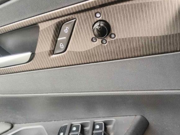 [武汉·鄂A] 二手红旗红旗E-QM52022款 431km 充电乐享版