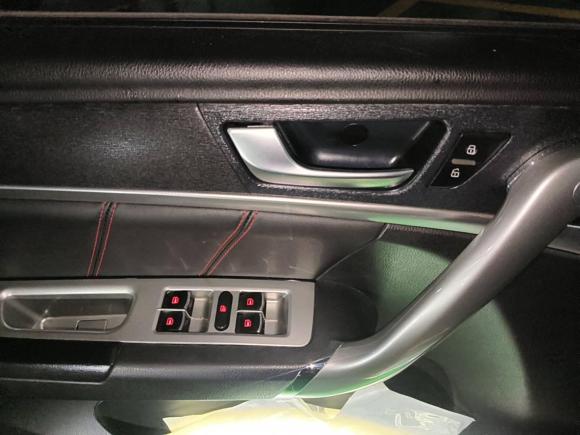 [杭州·赣H] 二手哈弗哈弗H62015款 运动版 1.5T 自动两驱豪华型