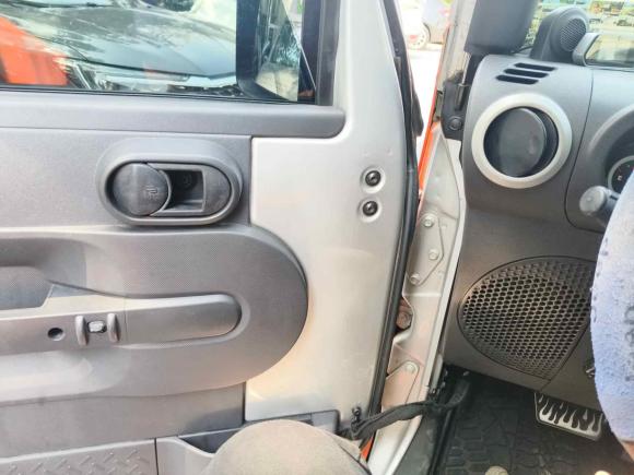 [上海·苏U] 二手Jeep牧马人2010款 3.8L Sahara 两门版