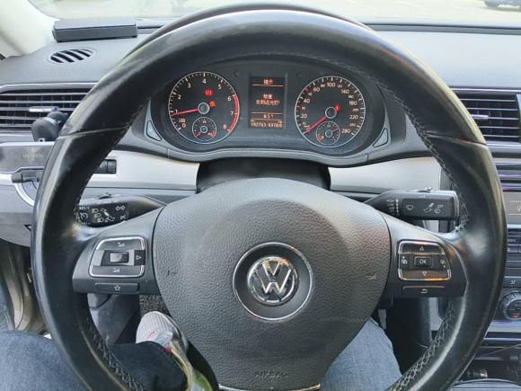 [无锡·苏B] 二手大众帕萨特2015款 1.8TSI DSG尊荣版