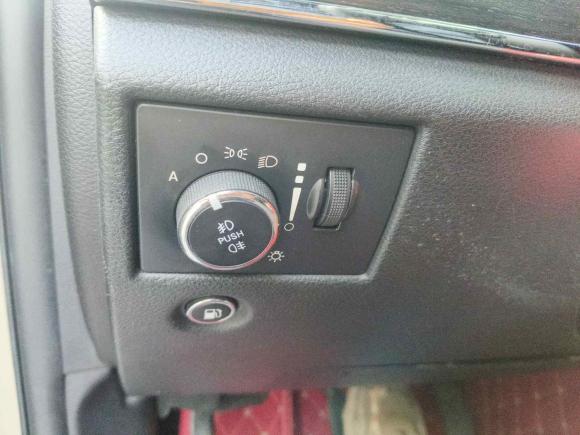 [深圳·粤B] 二手Jeep大切诺基2015款 3.0L 舒享导航版