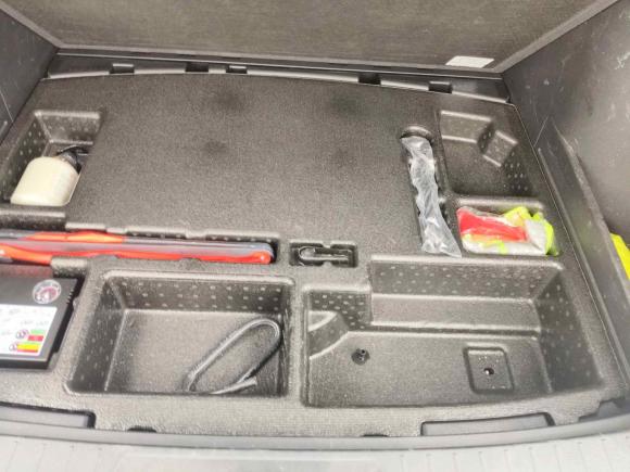 [苏州·川A] 二手比亚迪宋PLUS新能源2024款 荣耀版 DM-i 110km 旗舰型