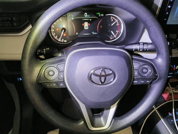 [深圳·粤B] 二手丰田RAV4荣放2020款 2.0L CVT两驱风尚版