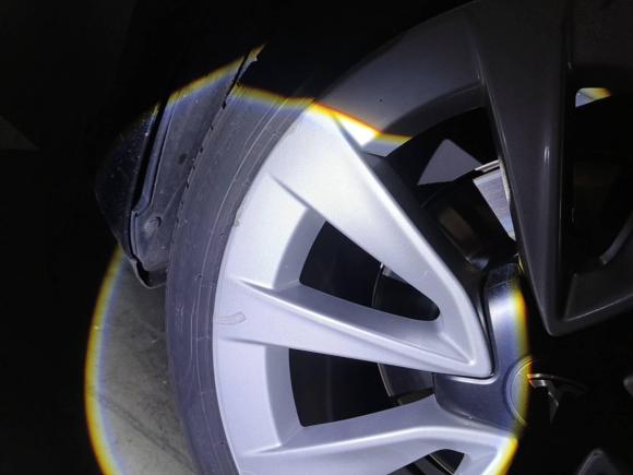 [上海·沪A] 二手特斯拉Model 32021款 标准续航后驱升级版 3D6