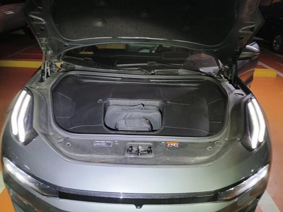 [上海·沪A] 二手极氪极氪0012021款 超长续航双电机 YOU版